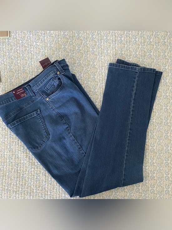 Gloria Vanderbilt Denim - Gloria Vanderbilt “Amanda” Jeans